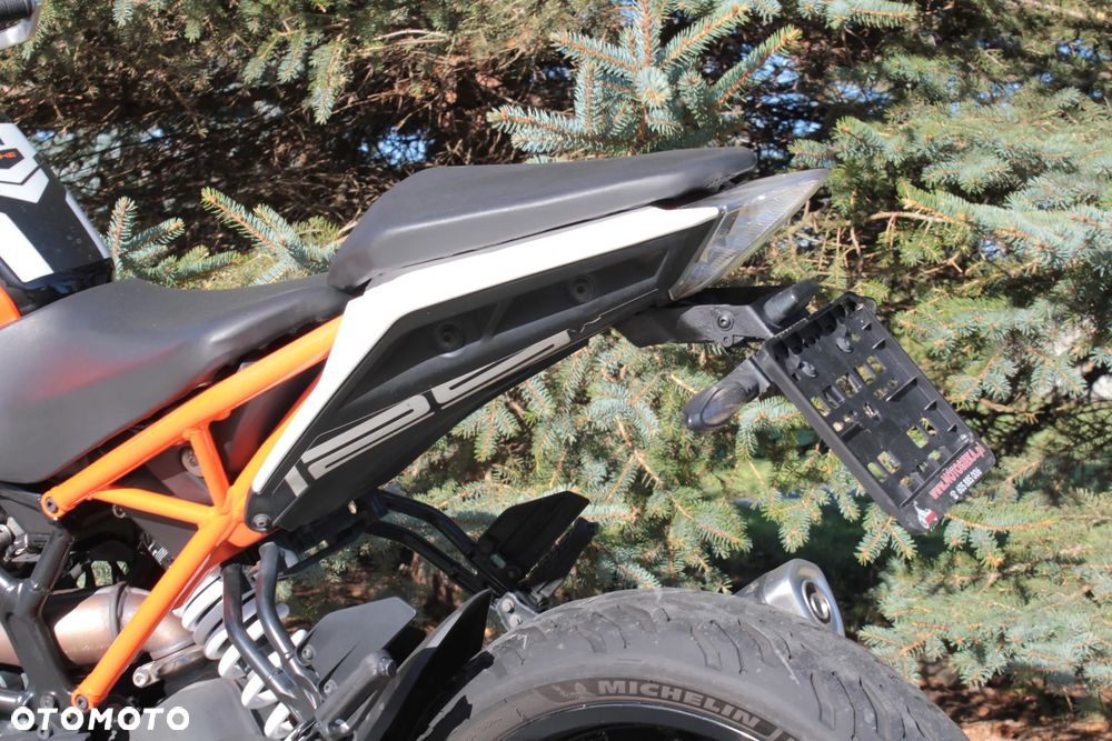 KTM Duke - 18