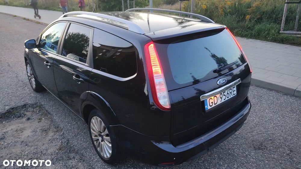 Ford Focus 2009 photo 3