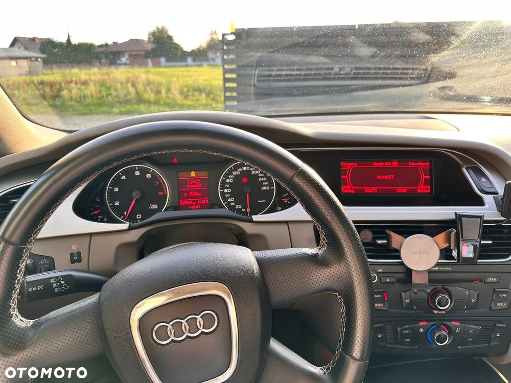 Audi A4 Limousine - 23