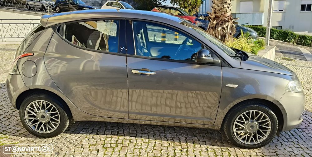 Lancia Ypsilon 1.2 S&S Platinum - 9