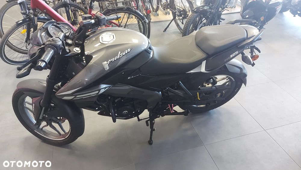 Bajaj Pulsar - 8