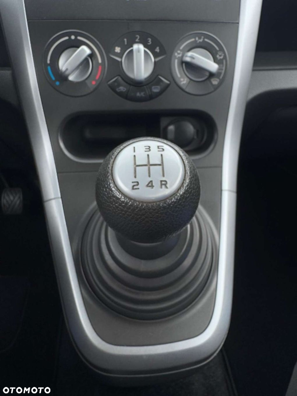 Opel Agila - 29