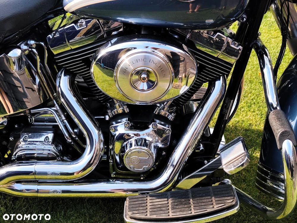 Harley-Davidson Softail Heritage Classic - 15