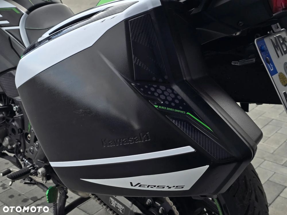 Kawasaki Versys 1000 - 25