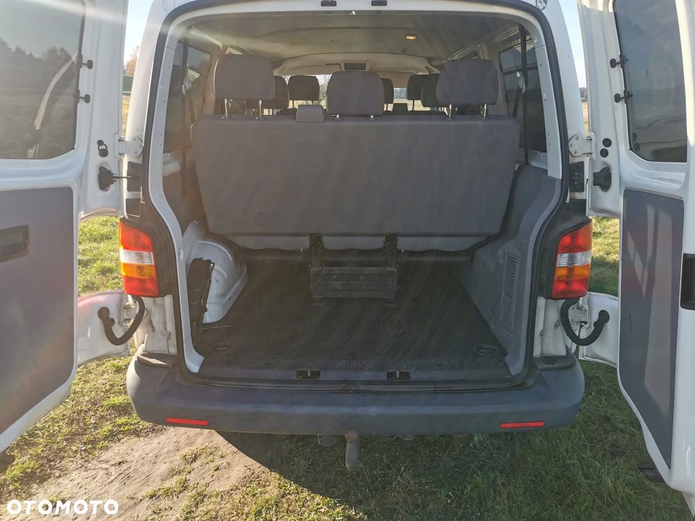 Volkswagen Transporter - 12