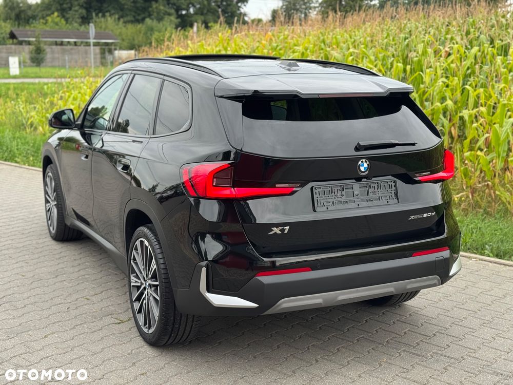 BMW X1 xDrive20d xLine - 11