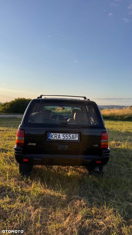 Jeep Grand Cherokee 5.2 Limited - 10