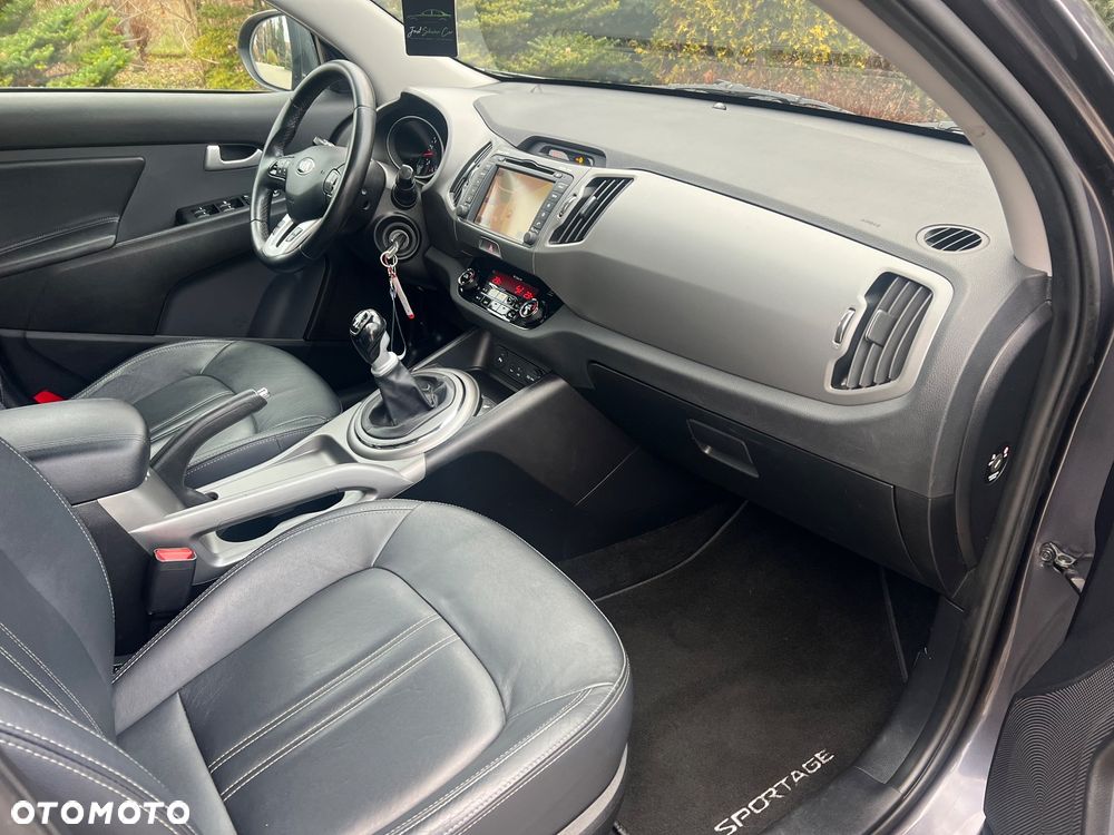 Kia Sportage 1.7 CRDI 2WD ISG Dream-Team Edition - 18