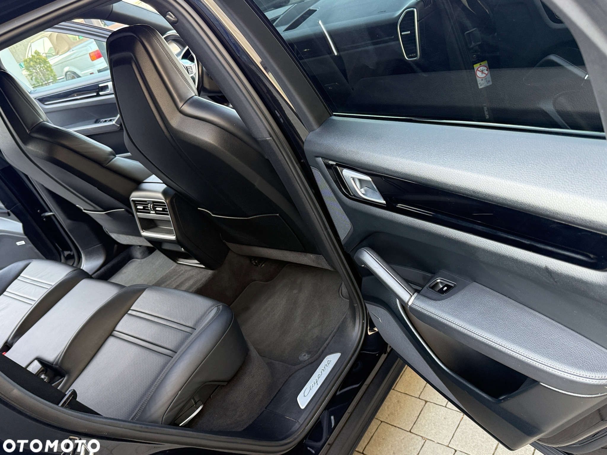 Porsche Cayenne Standard - 38