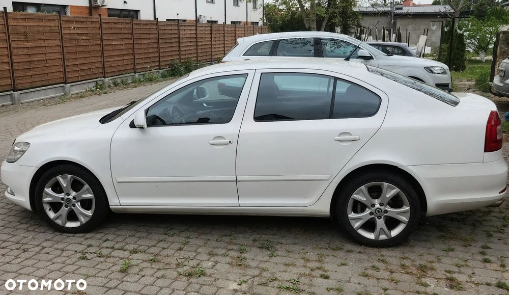 Skoda Octavia 1.8 T FSI Ambiente - 1