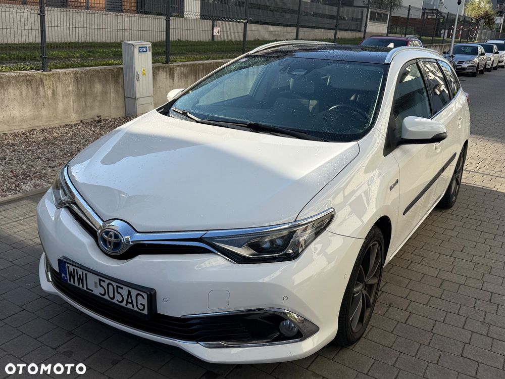 Toyota Auris - 1