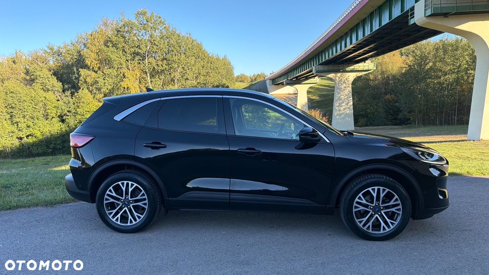 Ford Kuga - 3