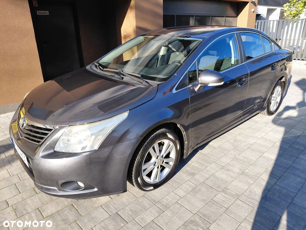 Toyota Avensis 1.8 Luna MS - 3