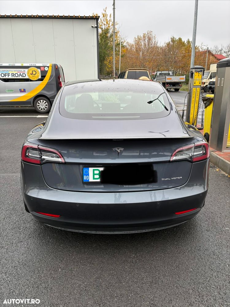 Tesla Model 3 AWD Dual Motor - 1