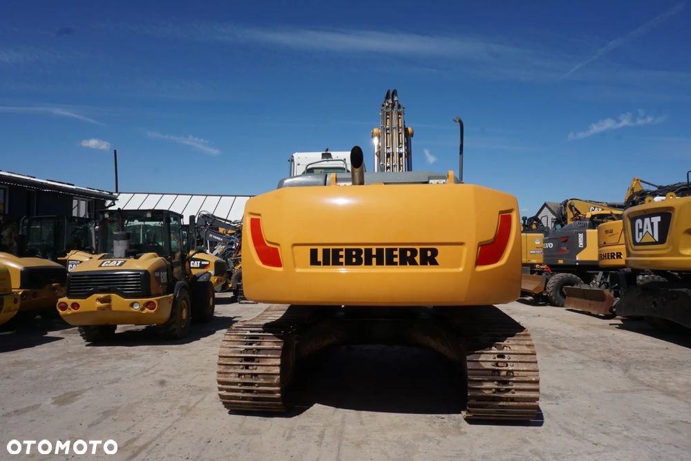 Liebherr R 906 - 7