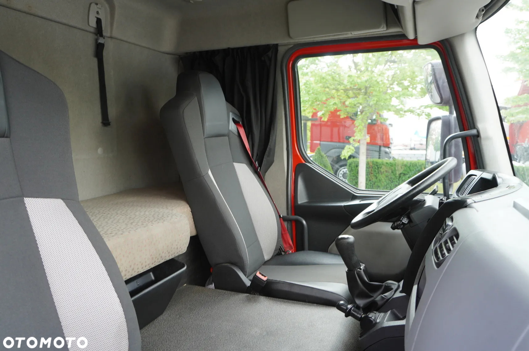 Renault Midlum 12.245 E6 / Sypialny / 18 palet - 26