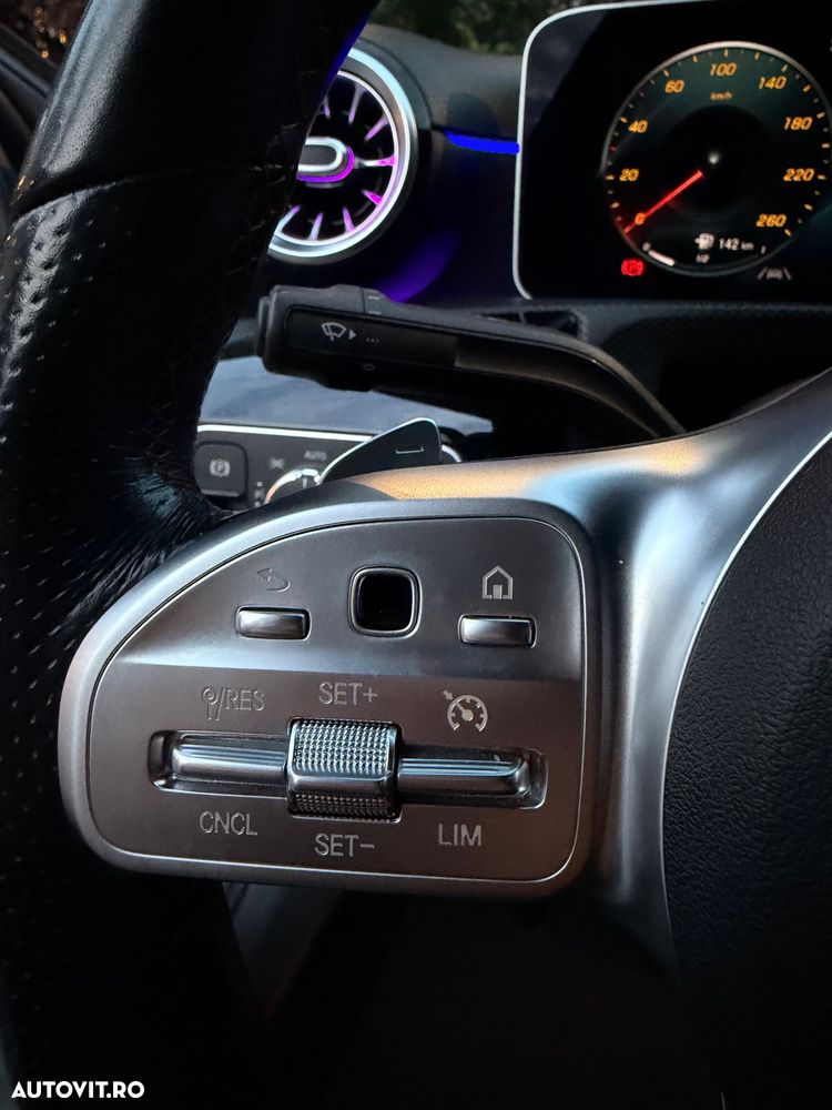 Mercedes-Benz A 180 d Sedan 7G-DCT AMG Line - 15