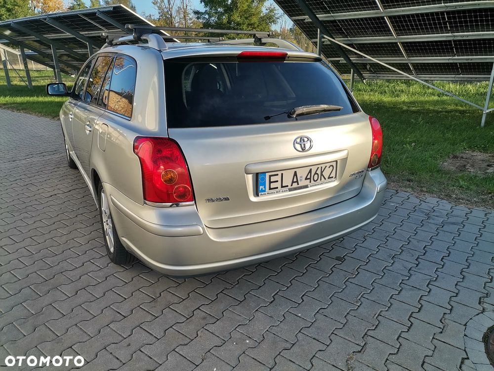 Toyota Avensis 2.0 VVT-i Sol - 4