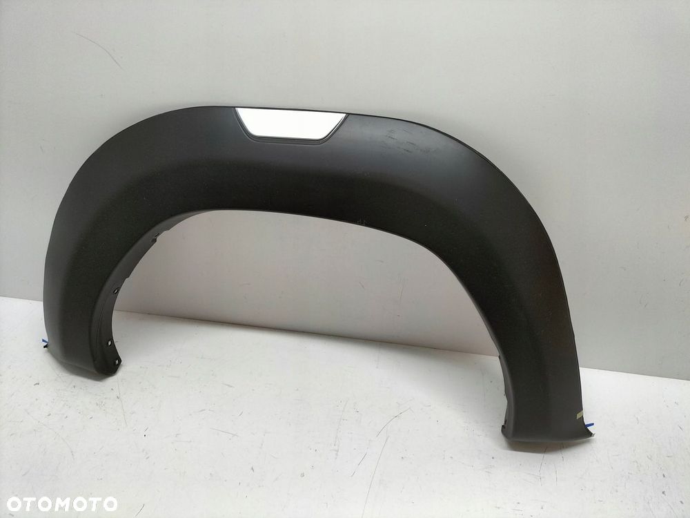 Nakładka listwa błotnika tył prawa TOYOTA HILUX VIII LIFT 20- - 3