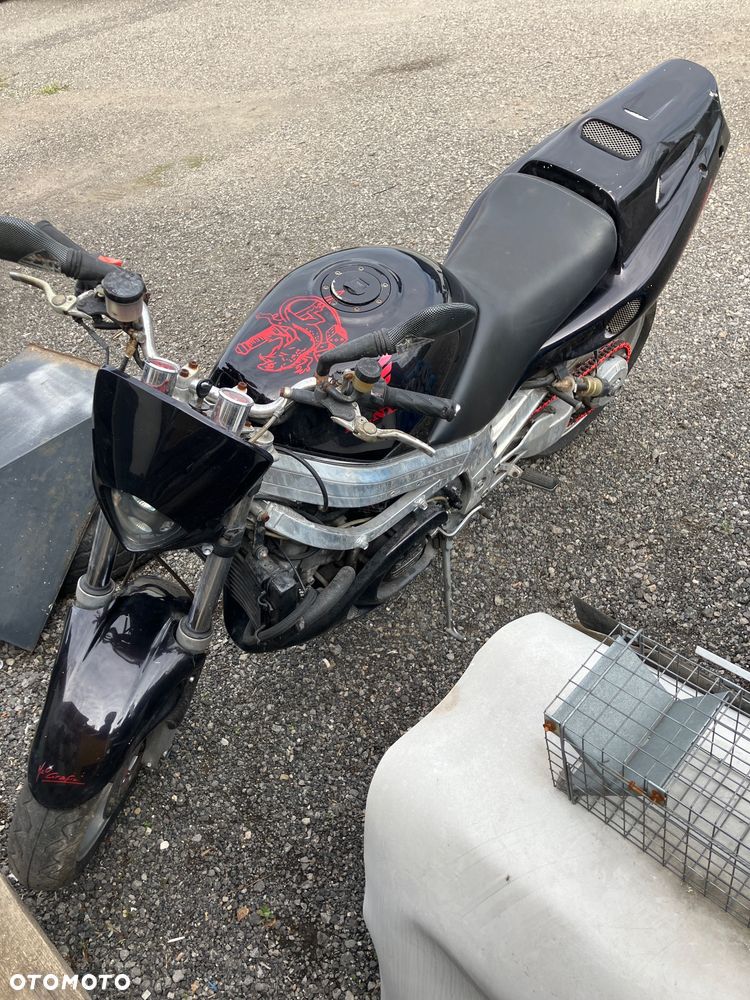 Honda VFR - 1