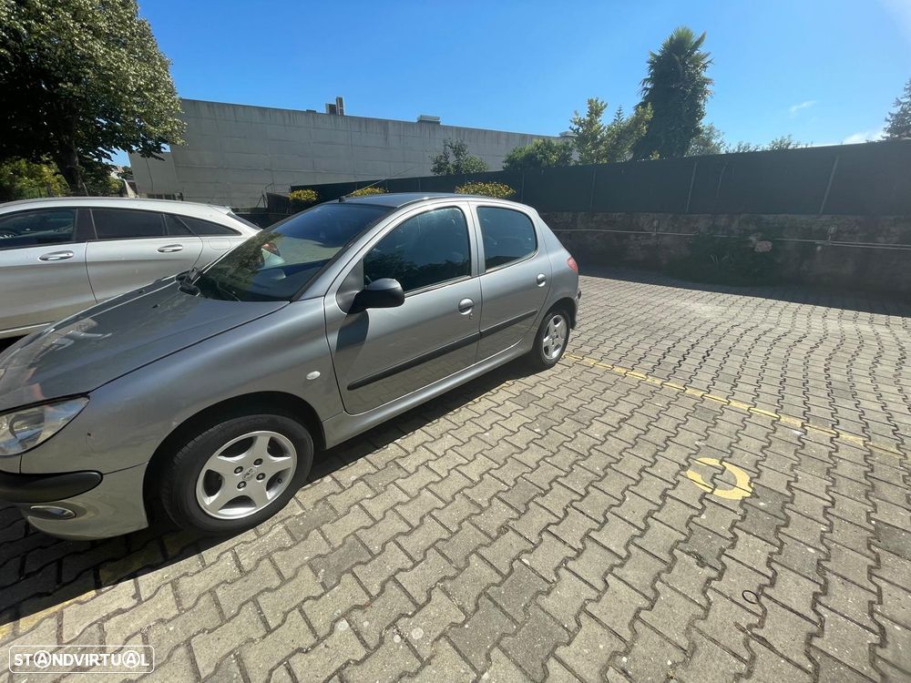 Peugeot 206 1.1 Color Line - 20