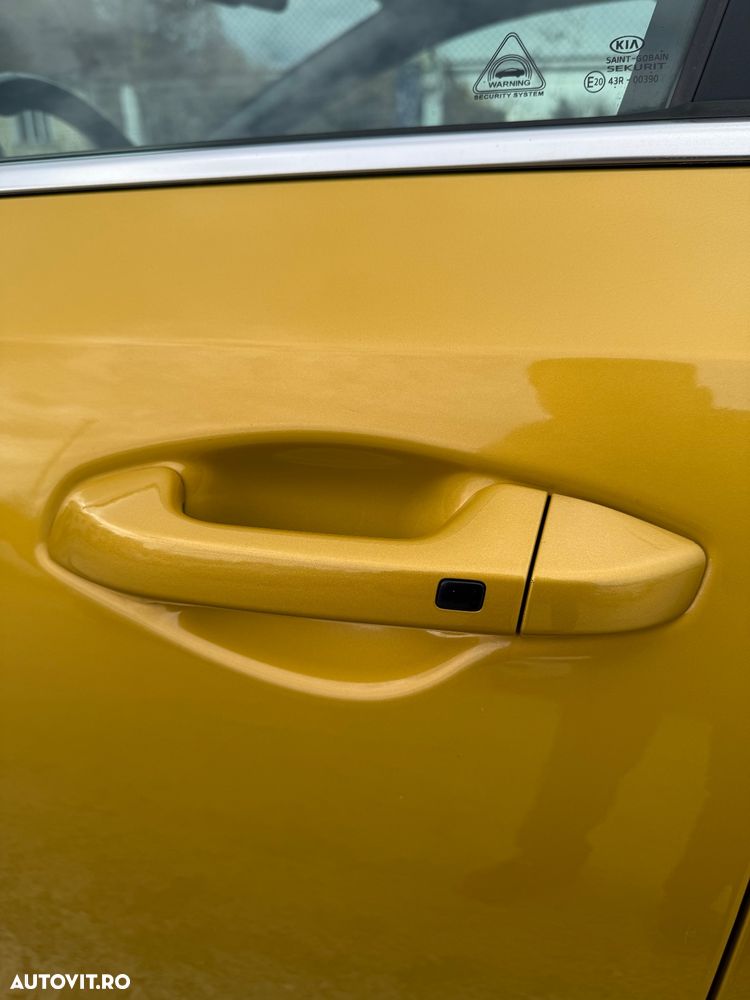 Kia XCeed 1.6 CRDi DCT7 LAUNCH EDITION - 8