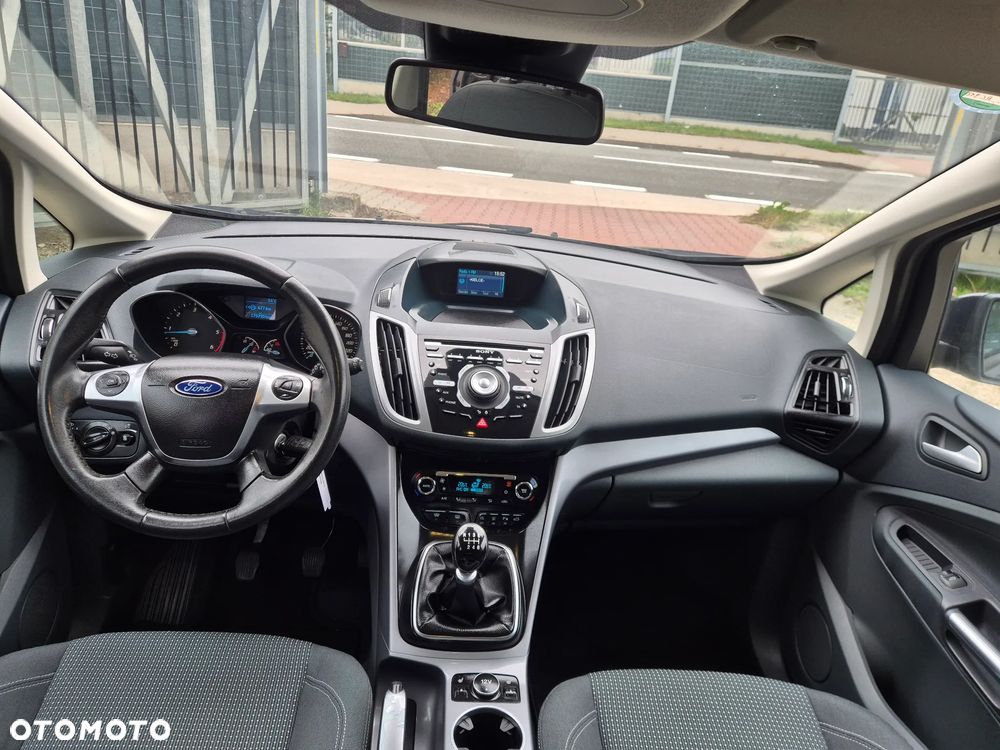 Ford Grand C-MAX 1.6 TDCi Titanium - 19