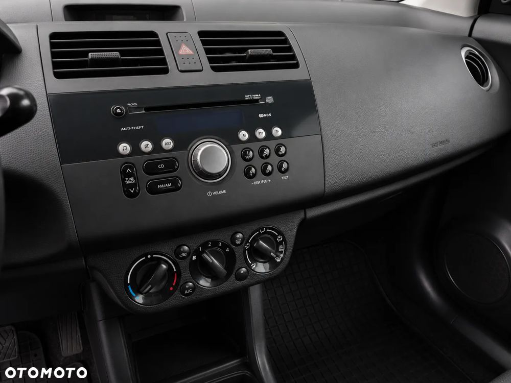 Suzuki Swift 1.3 Comfort+ - 11
