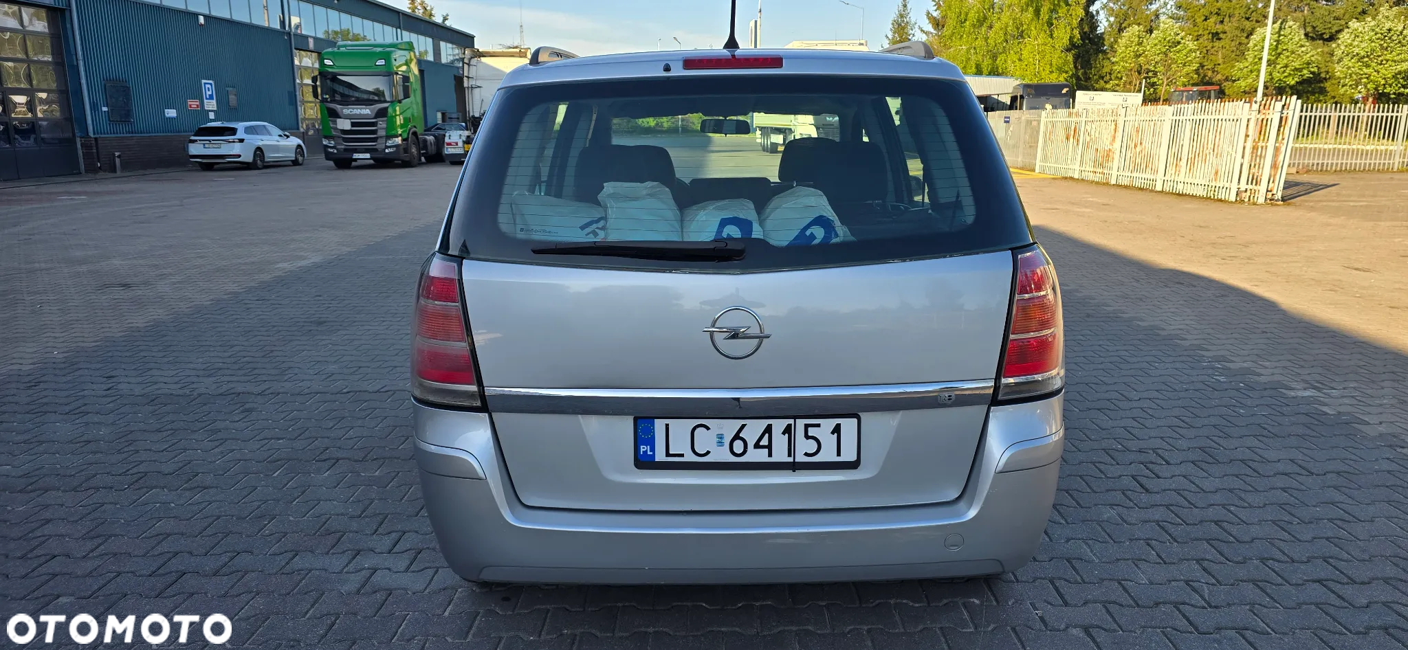 Opel Zafira - 18