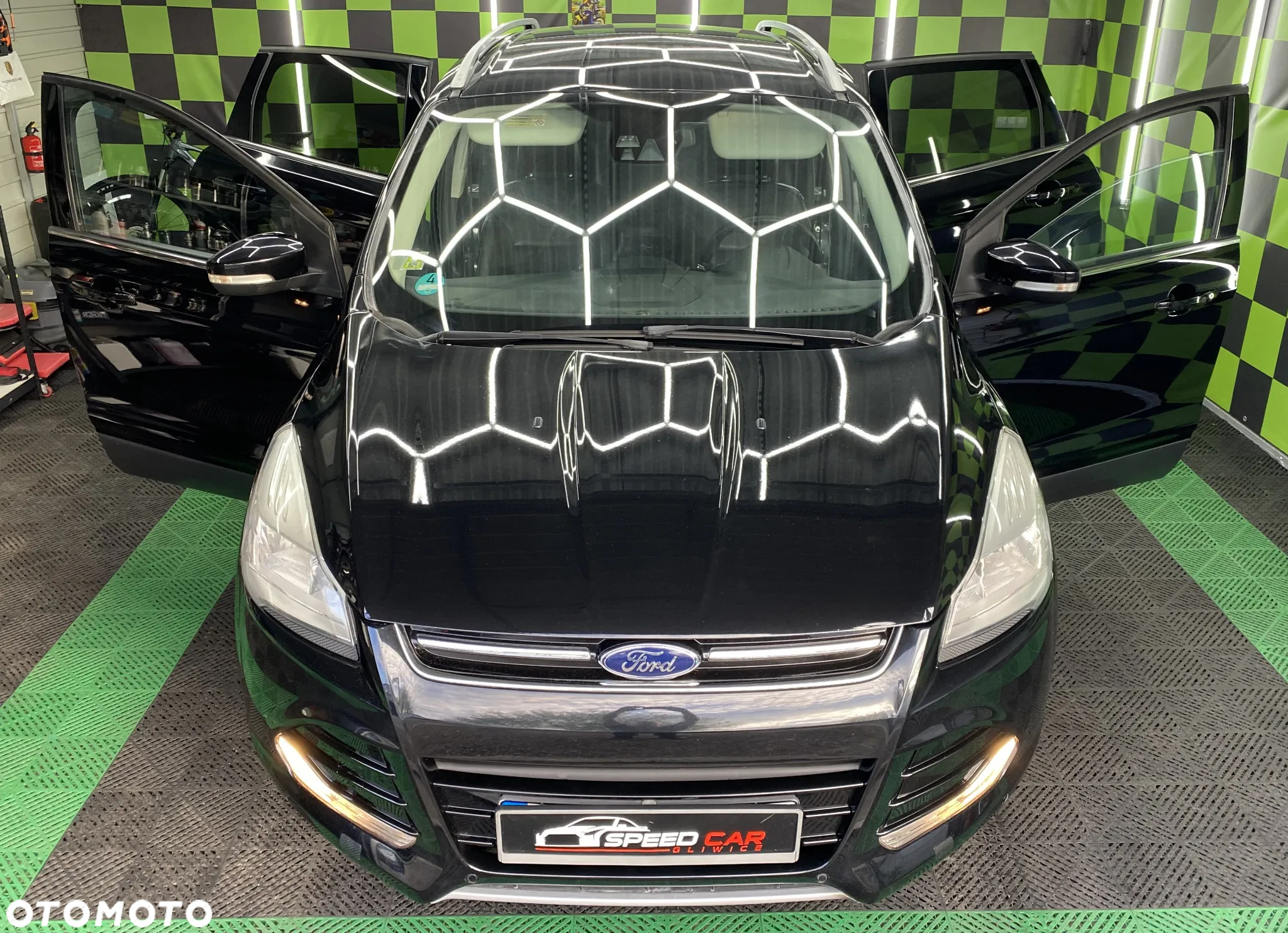 Ford Kuga 2.0 TDCi 4WD Titanium Plus - 5