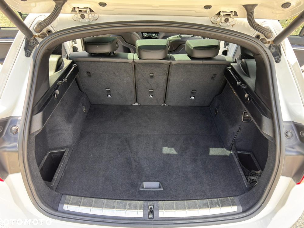BMW X1 xDrive25i GPF xLine - 18