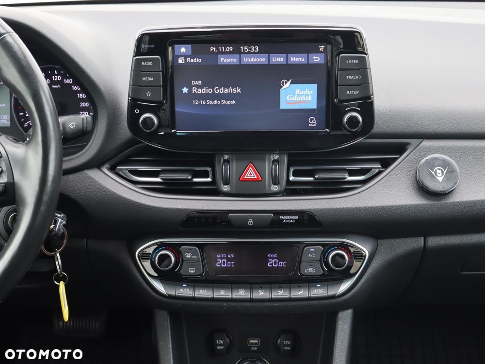 Hyundai i30 1.5 T-GDI 48V Comfort DCT - 12