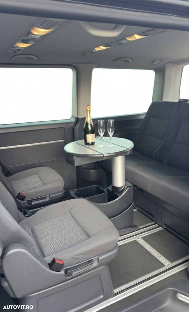 Volkswagen Multivan - 7