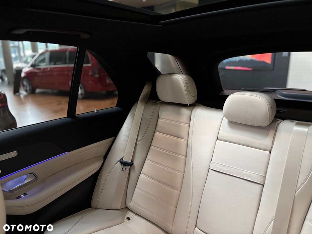 Mercedes-Benz GLE - 19