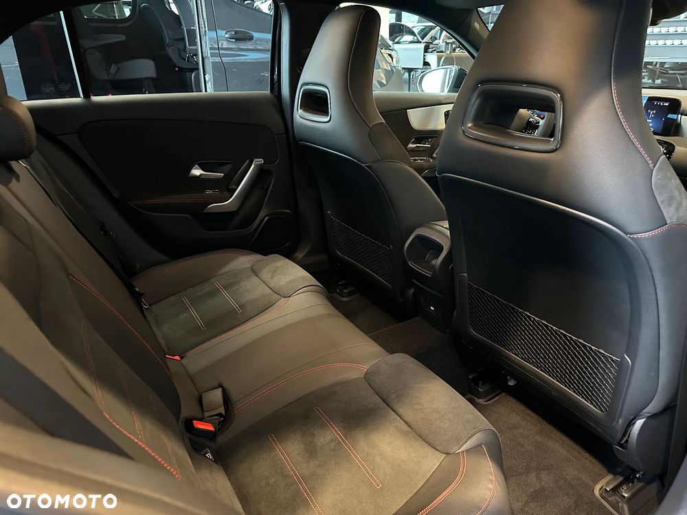Mercedes-Benz Klasa A 200 AMG Line 7G-DCT - 14