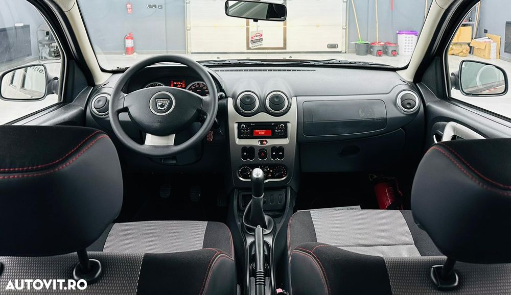 Dacia Duster dCi 90 FAP 4x2 Ambiance - 7