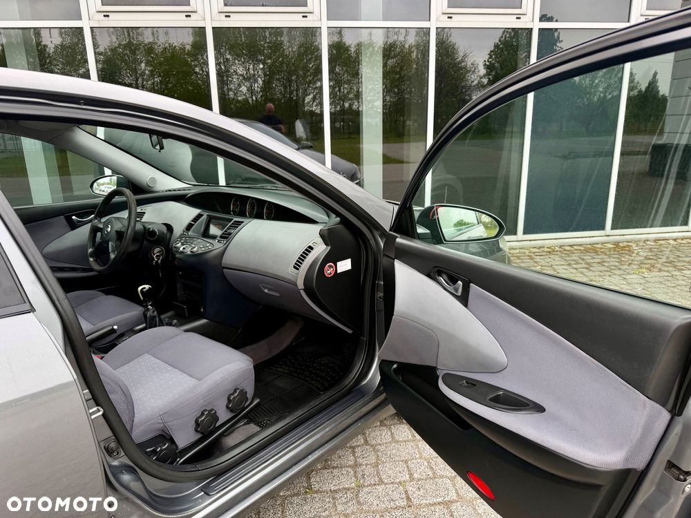 Nissan Primera - 22
