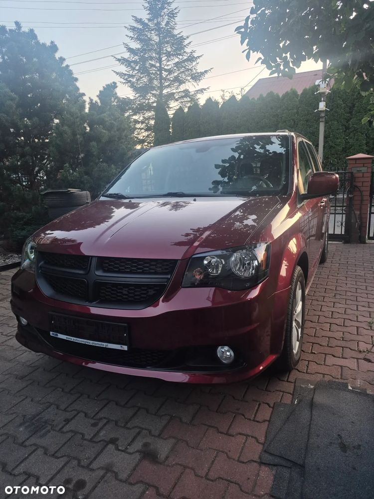 Dodge Grand Caravan 3.6 R/T - 1
