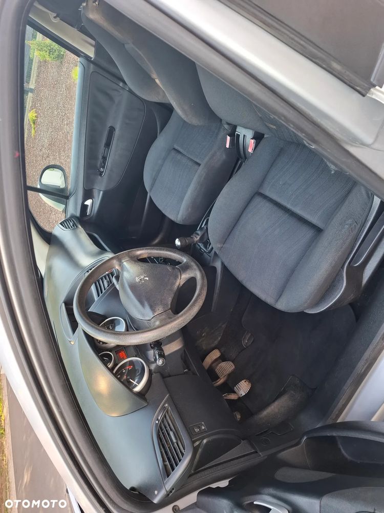 Peugeot 207 1.4 Trendy - 11
