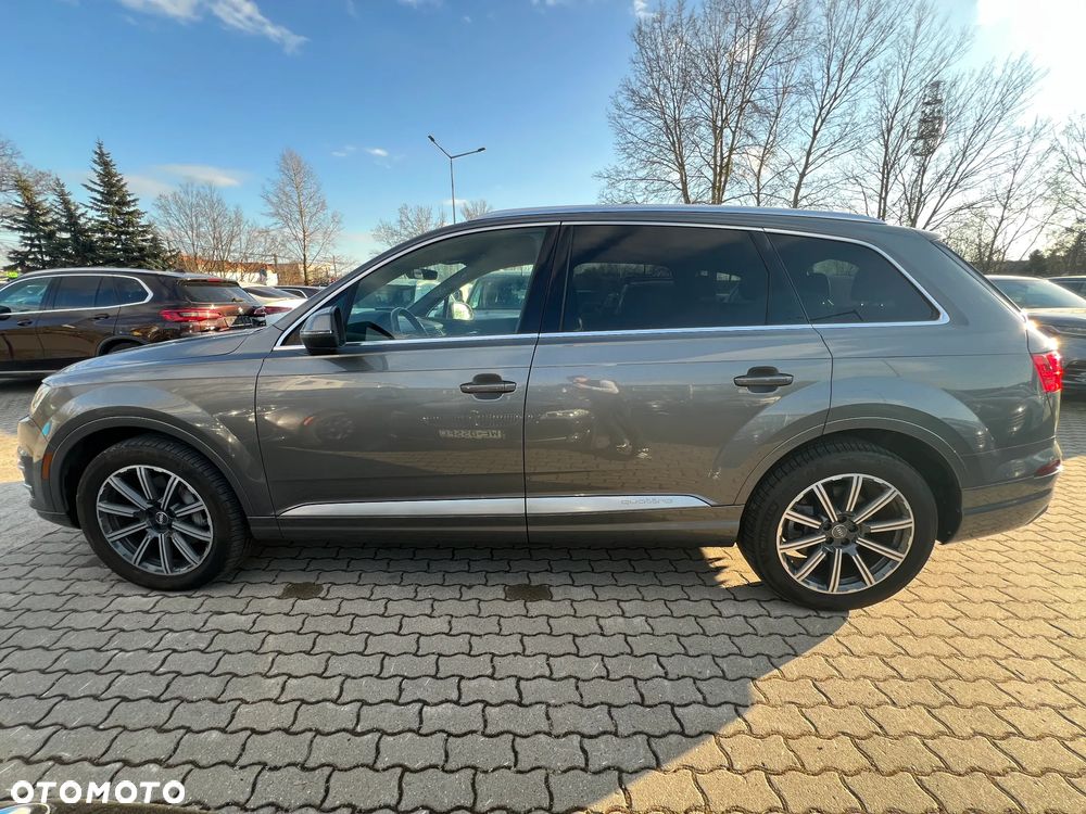 Audi Q7 - 6