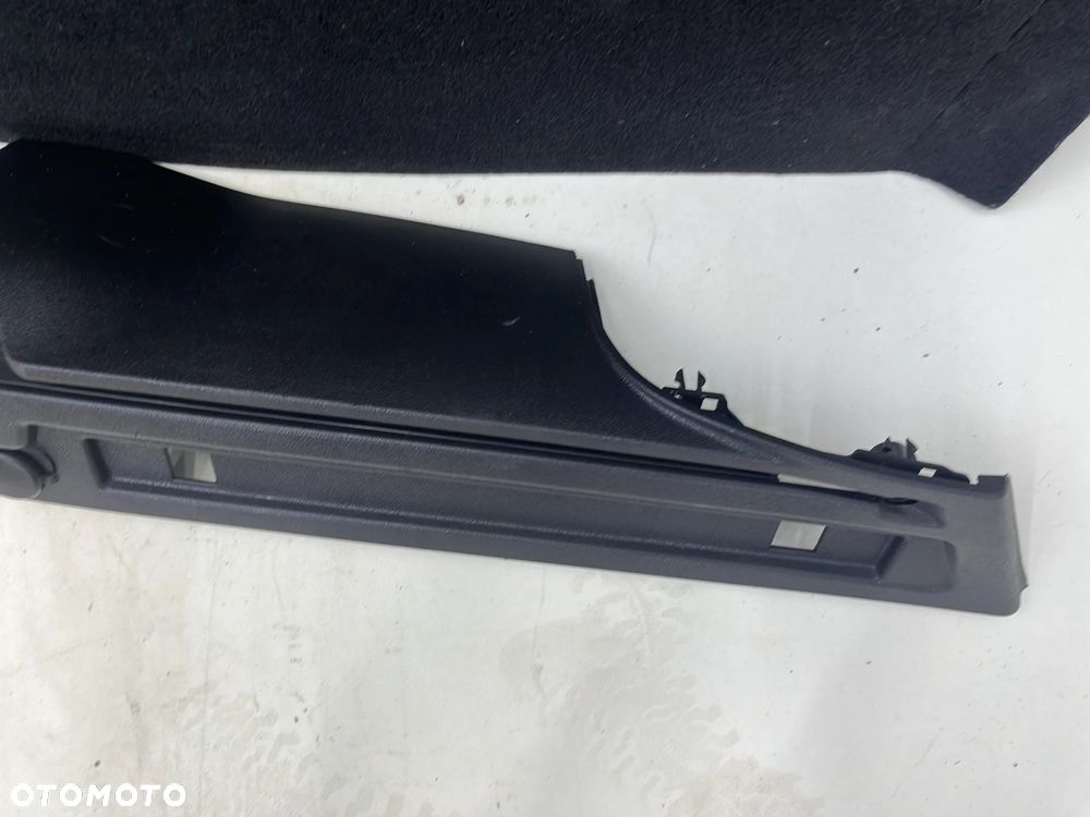 Tapicerka Opel Insignia A kombi 08-17r. wykładzina boczki bagażnika mata dywan osłona progu KOMPLET - 16
