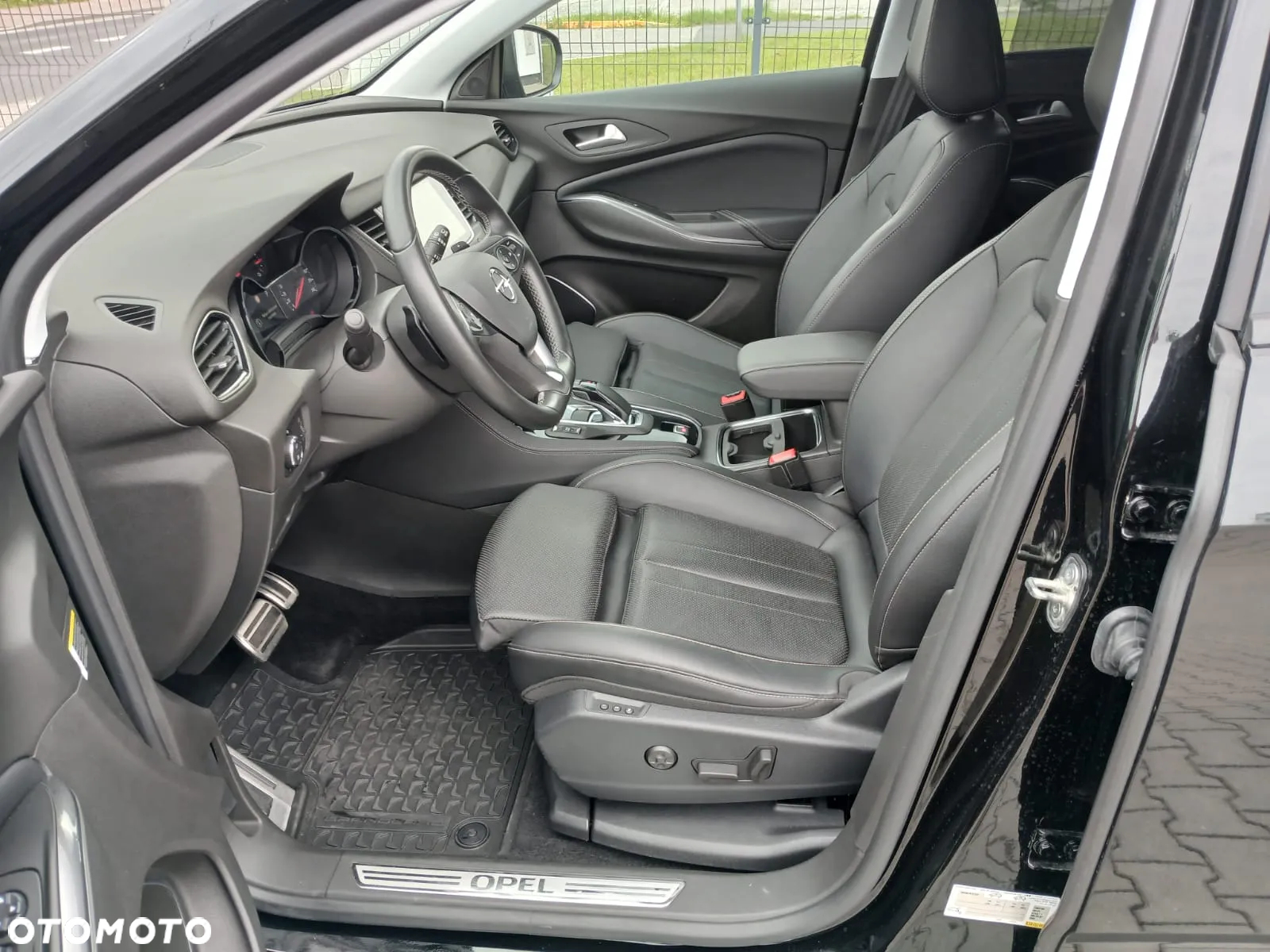 Opel Grandland X Plug-in-Hybrid4 1.6 DI Start/Stop Business INNOVATION - 13