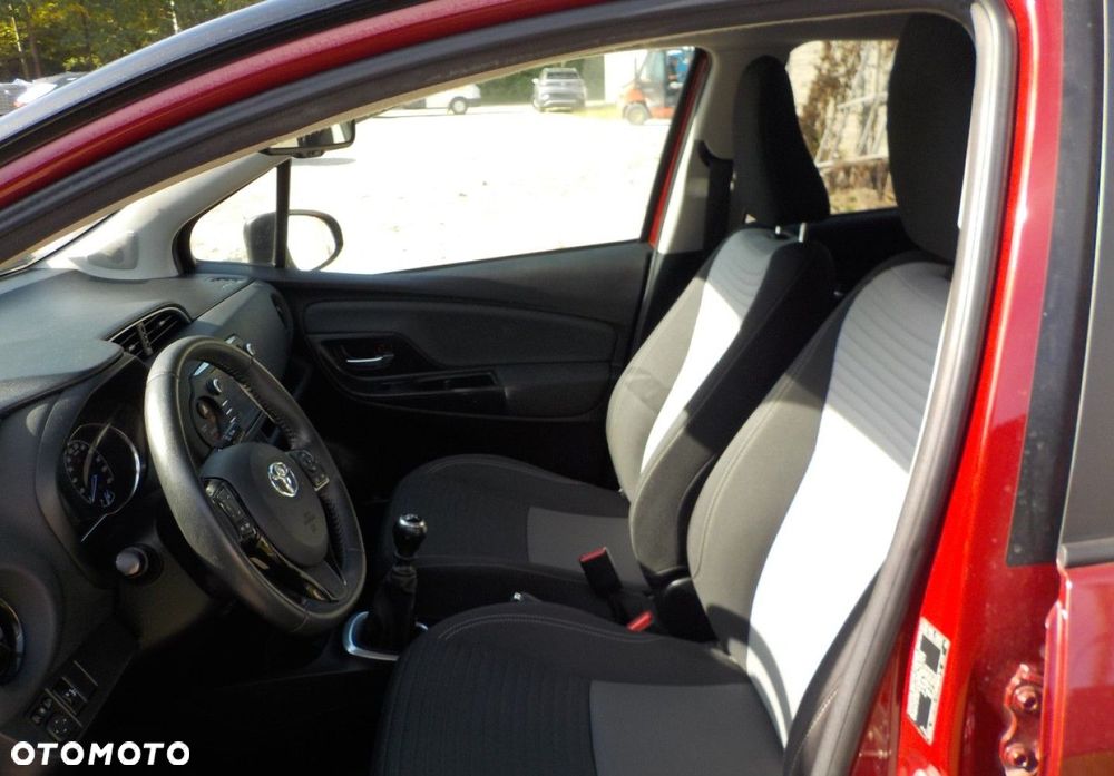 Toyota Yaris - 19