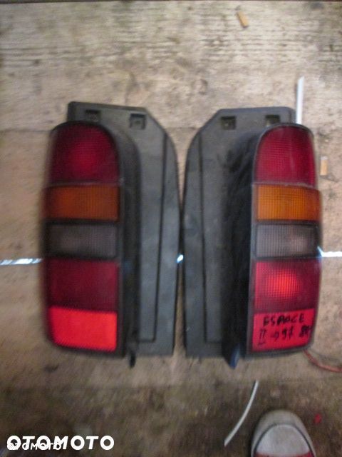 LAMPA TYLNA RENAULT ESPACE 2 -97 PRAWA - 1