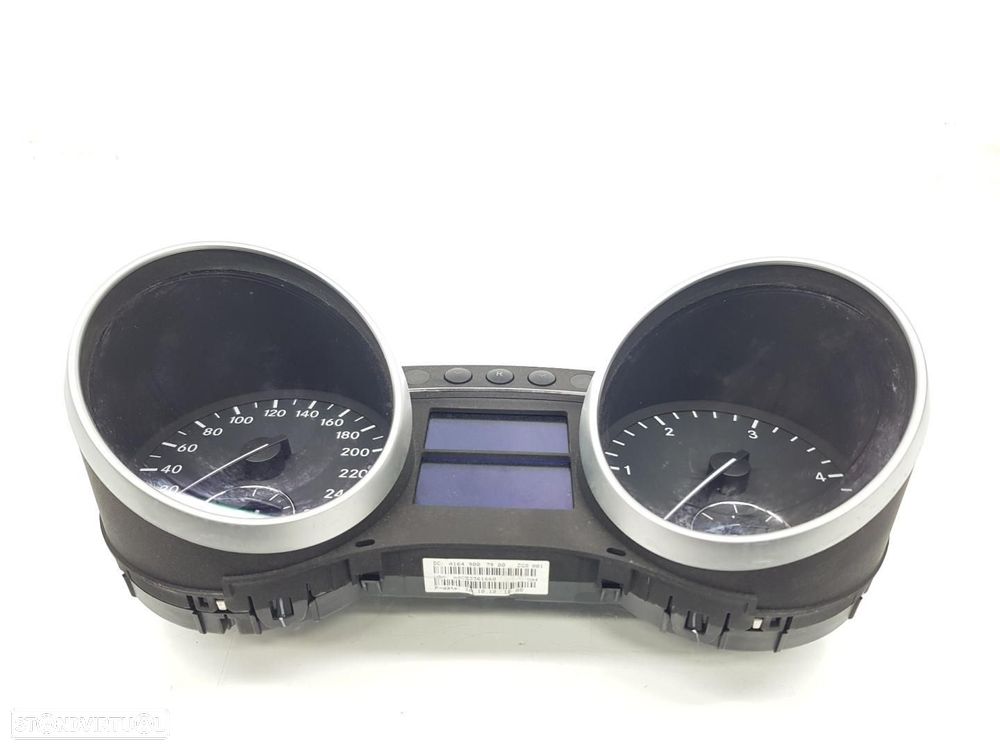 QUADRANTE MERCEDES-BENZ CLASE ML BM 164 - 1