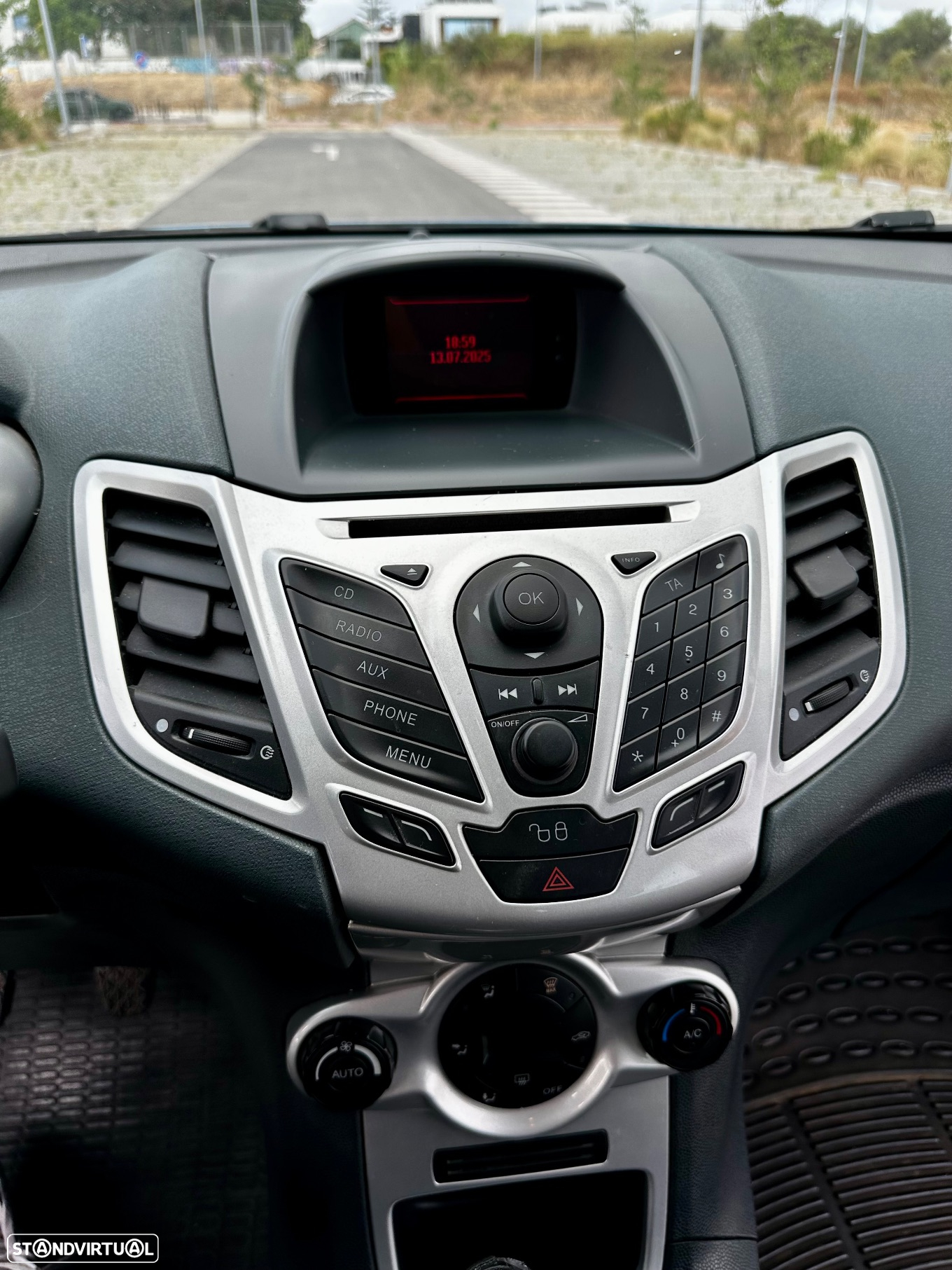 Ford Fiesta - 14