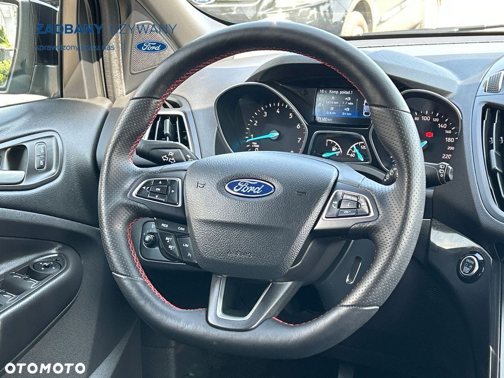 Ford Kuga - 17