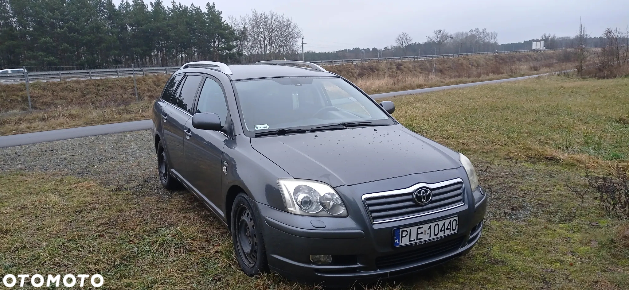 Toyota Avensis - 16