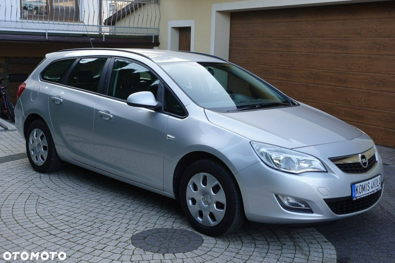 Opel Astra - 2