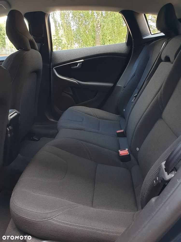 Volvo V40 Cross Country D2 Plus - 36